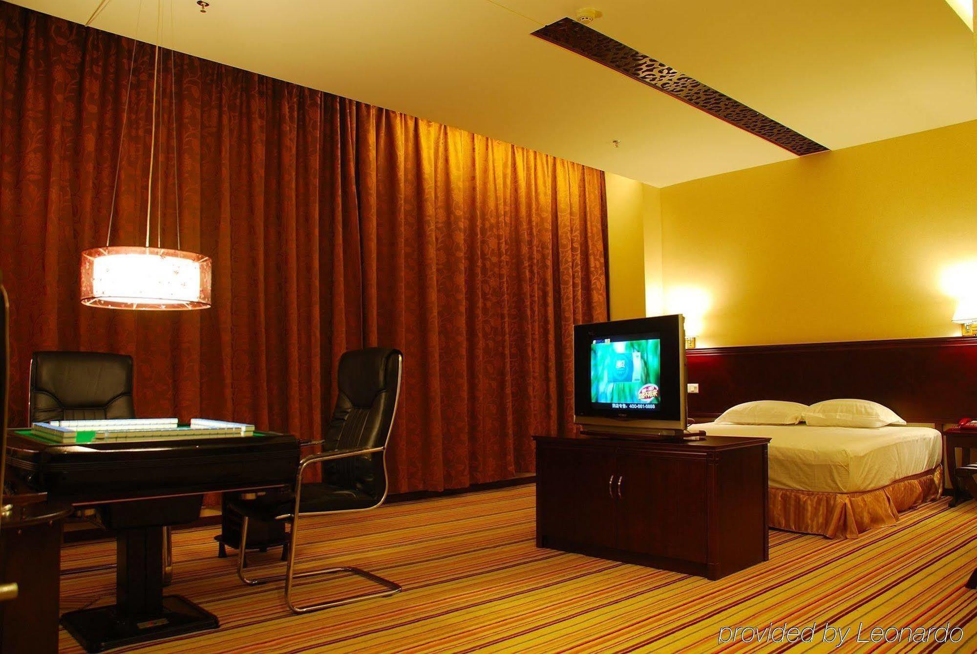 Vienna Hotel Guangzhou Shaheding Metro Station Room photo